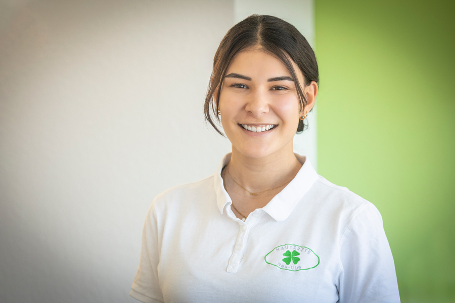 Ulm,Neu-Ilm,Hautarzt,Hautärzte,Dermatologie,Allergologie,Ambulante operative Eingriffe,Phototherapie,Kryotherapie,Lymphknotensonographie,Hautkrebsvorsorgeuntersuchung,Fotodokumentation,Fruchtsäurepeeling,Verödung von Besenreisern, Behandlung des übermäßigen Schwitzens mit Botulinumtoxin A (Botox),Ambulante operative Eingriffe,Dauerhafte Haarentfernung bei krankhaftem Haarwuchs,Lasertherapie bei störenden Hautveränderungen,Lasertherapie bei oberflächlich sichtbaren Gefäßveränderungen,Lichttherapie,Phlebologie,Photodynamische Therapie (PDT),Nagelpilzbehandlung mit Laser,Molekulare Diagnostik